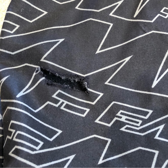 XL FMF snap fron windbreaker as-is - Picture 10 of 10